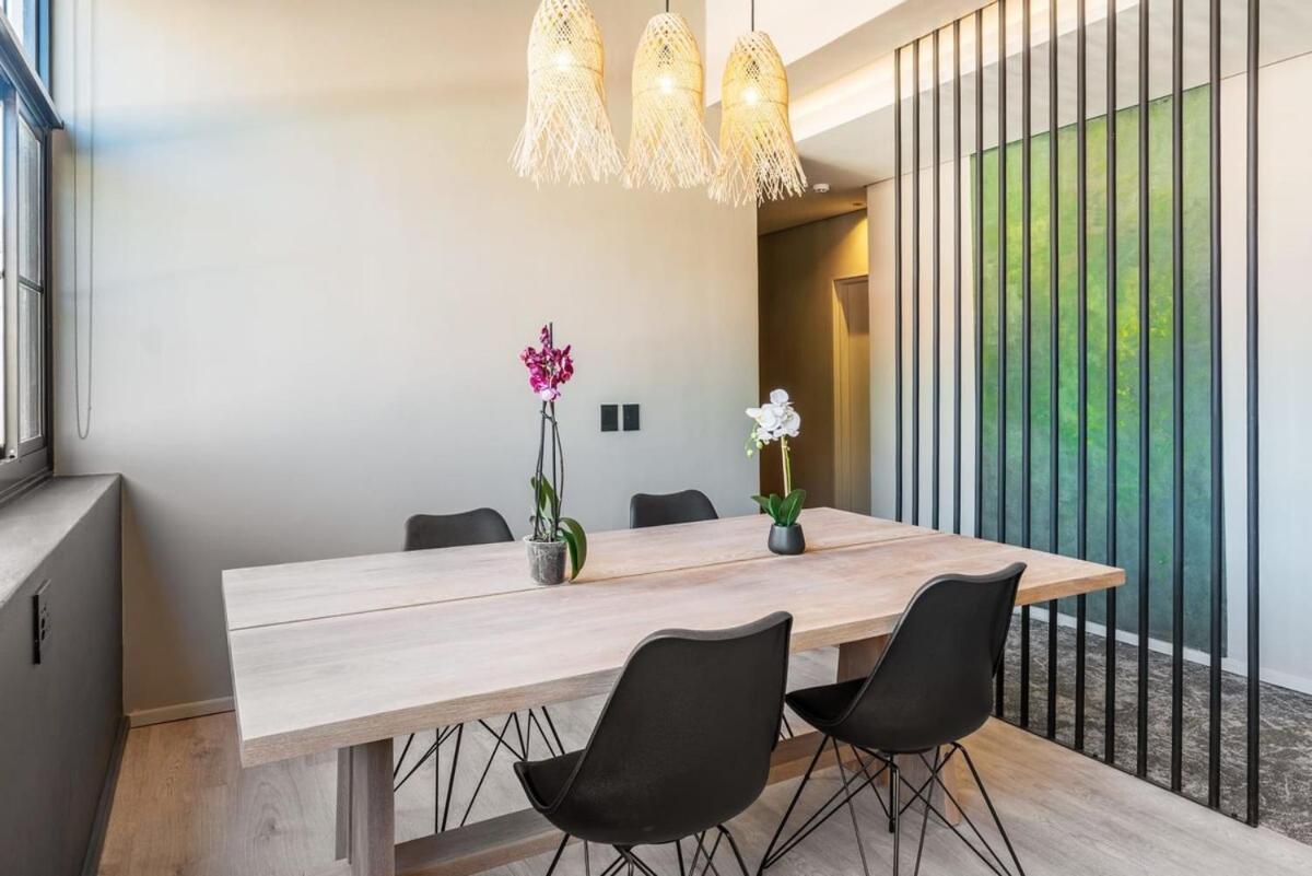 Sunny Haven In The Heart Of The East W/parking Apartment