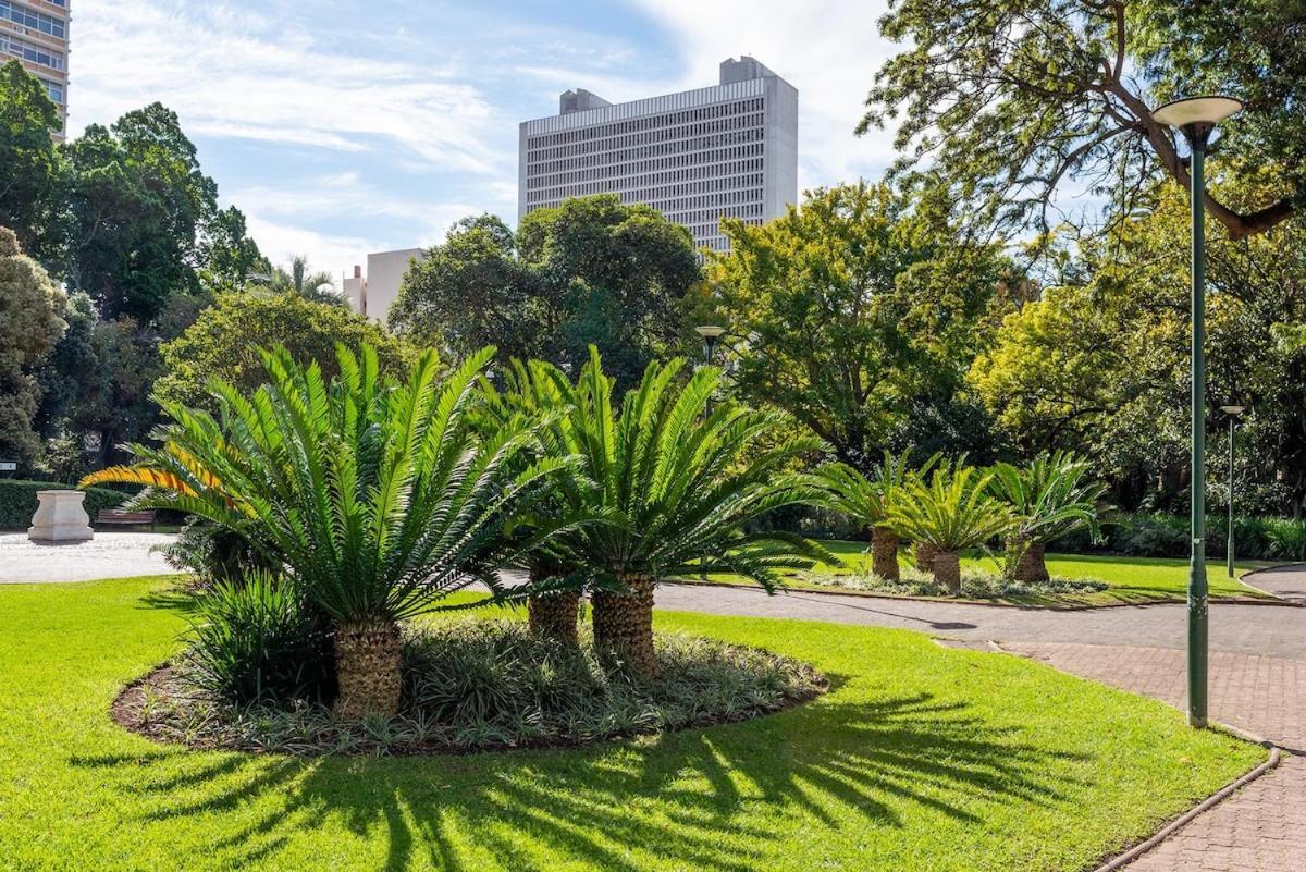 Sunny Haven In The Heart Of The East W/parking Apartment Cape Town